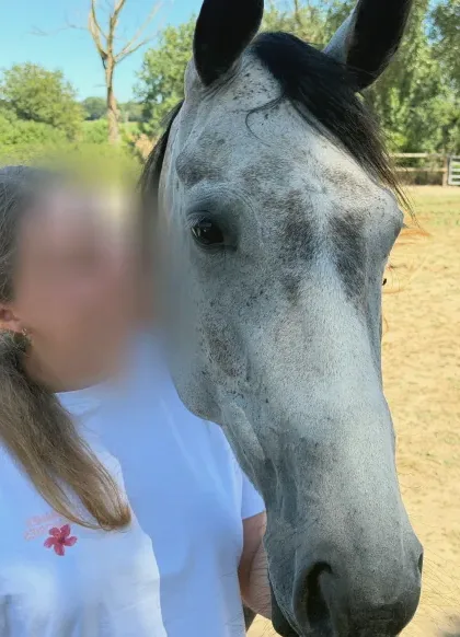 Amina, 18