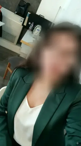Bo, 27