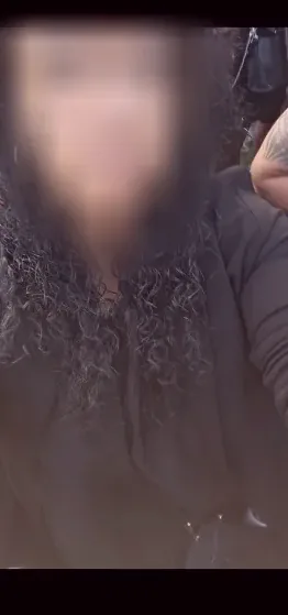 Elin, 39