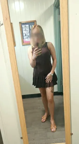 Elin, 36
