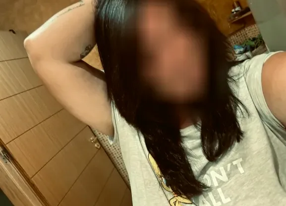 Mila, 30